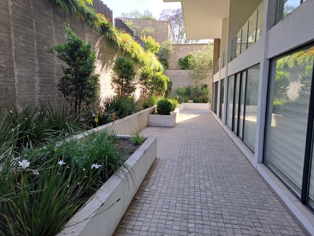 Venta Oficina NO 1B 1E 1B Plaza Italia - Providencia