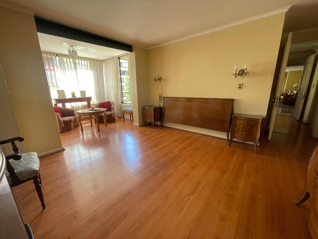 Venta Departamento NO 4D en suite 4B 2E 1B Metro Escuela Militar - Las Condes