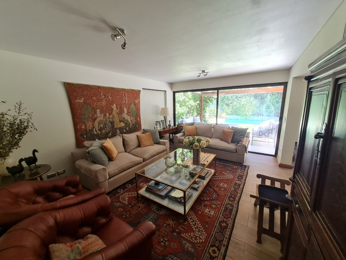 Venta Casa NP 5D 4B 2E Tabancura - Vitacura