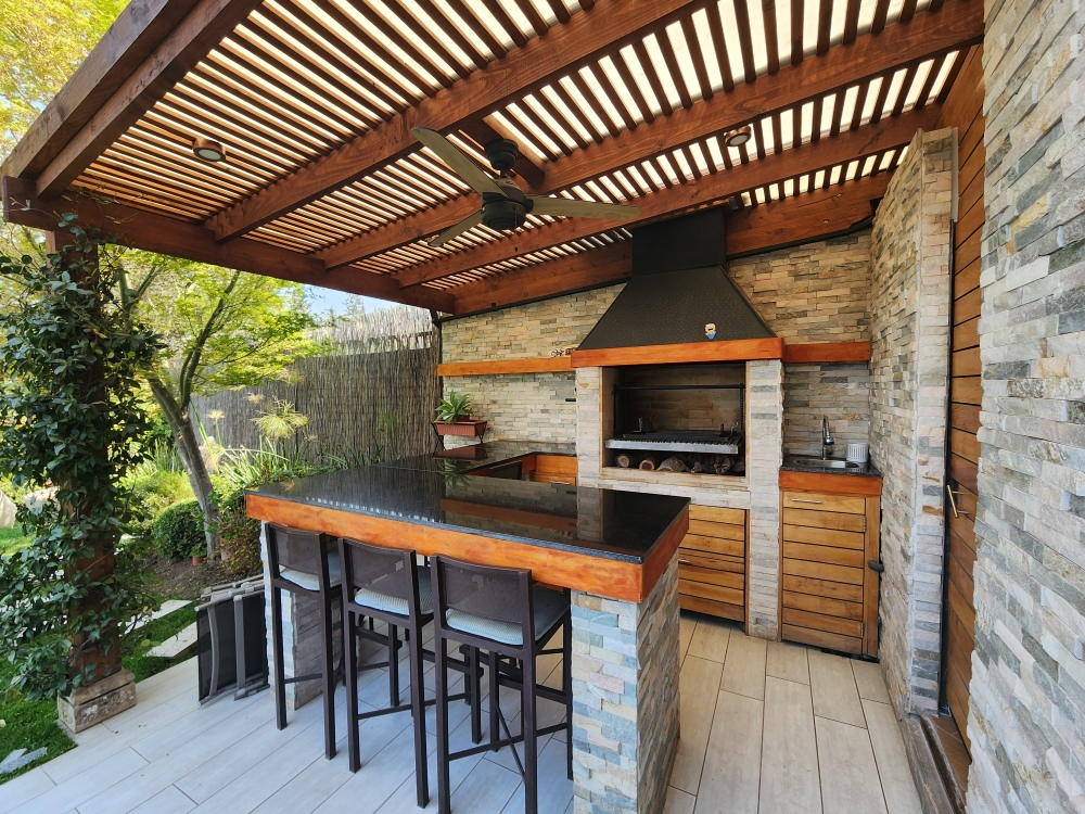 Venta Casa NOSP 4D en suite Walk-in cl&oacute;set 4B 2E Los Trapenses - Lo Barnechea