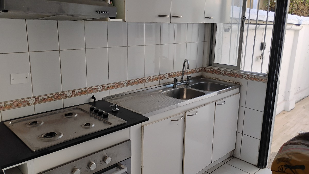 Arriendo Casa SO 6D 5B 5E 1B Troncos Viejos - La Reina