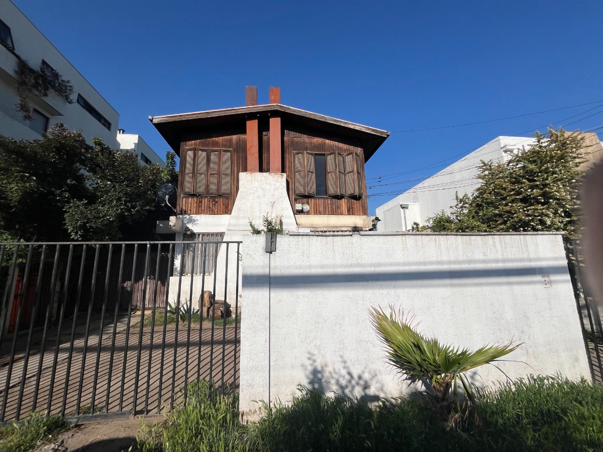 Venta Casa SO 3D 2B 2E 1B  - La Reina