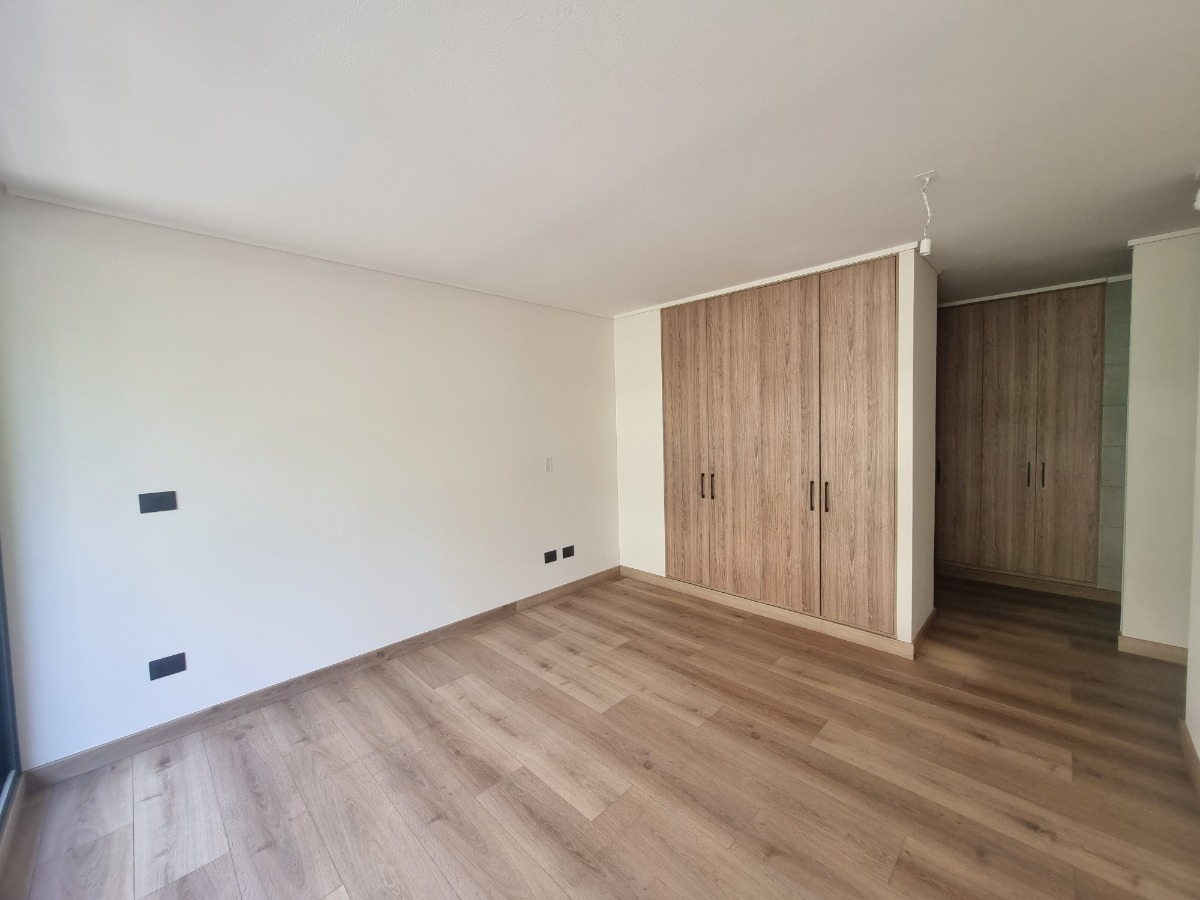 Arriendo Departamento SO 2D 2B 1E 1B In&eacute;s de Su&aacute;rez - Providencia