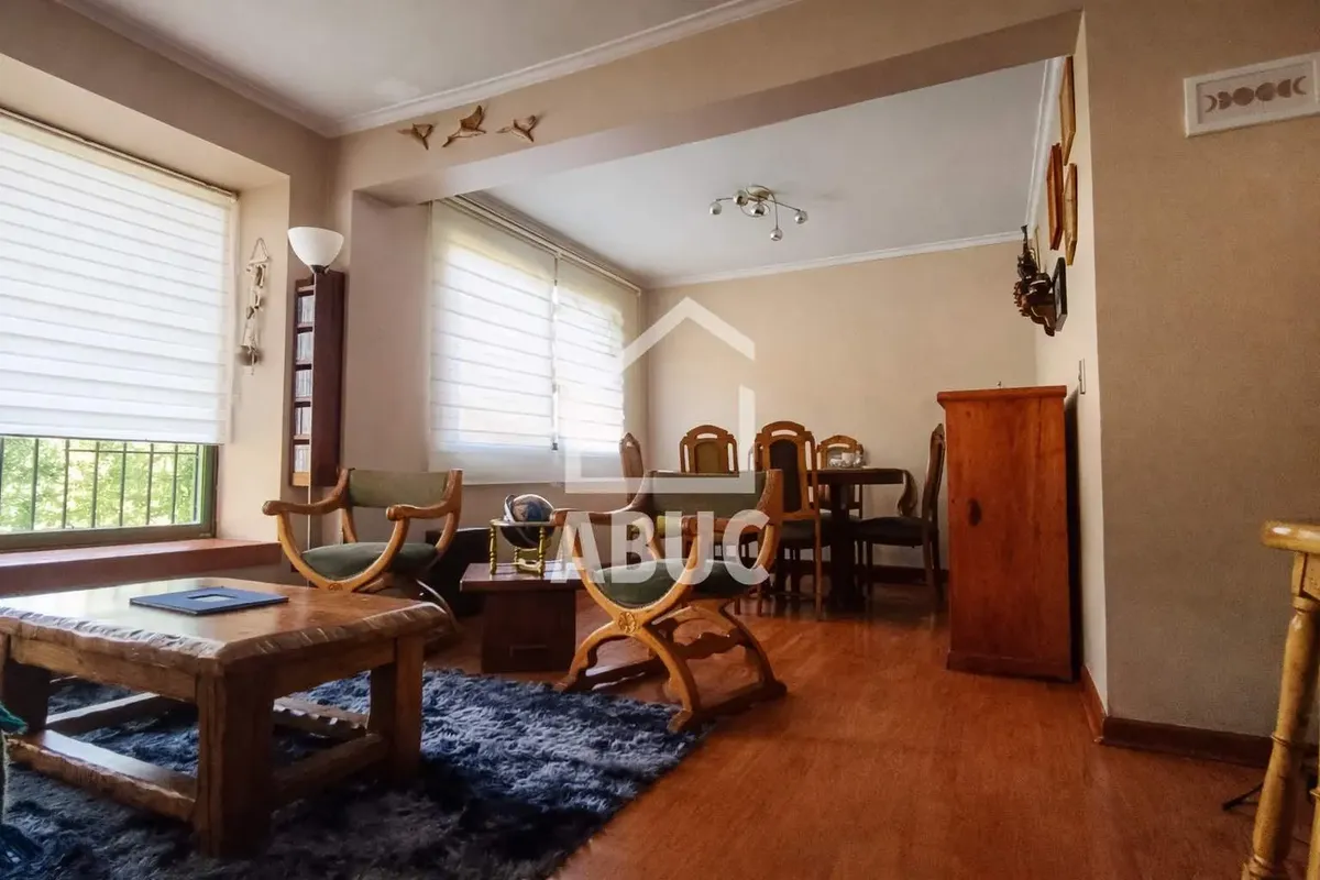 Venta Casa NO 5D 3B 2E 1Bd  - Las Condes