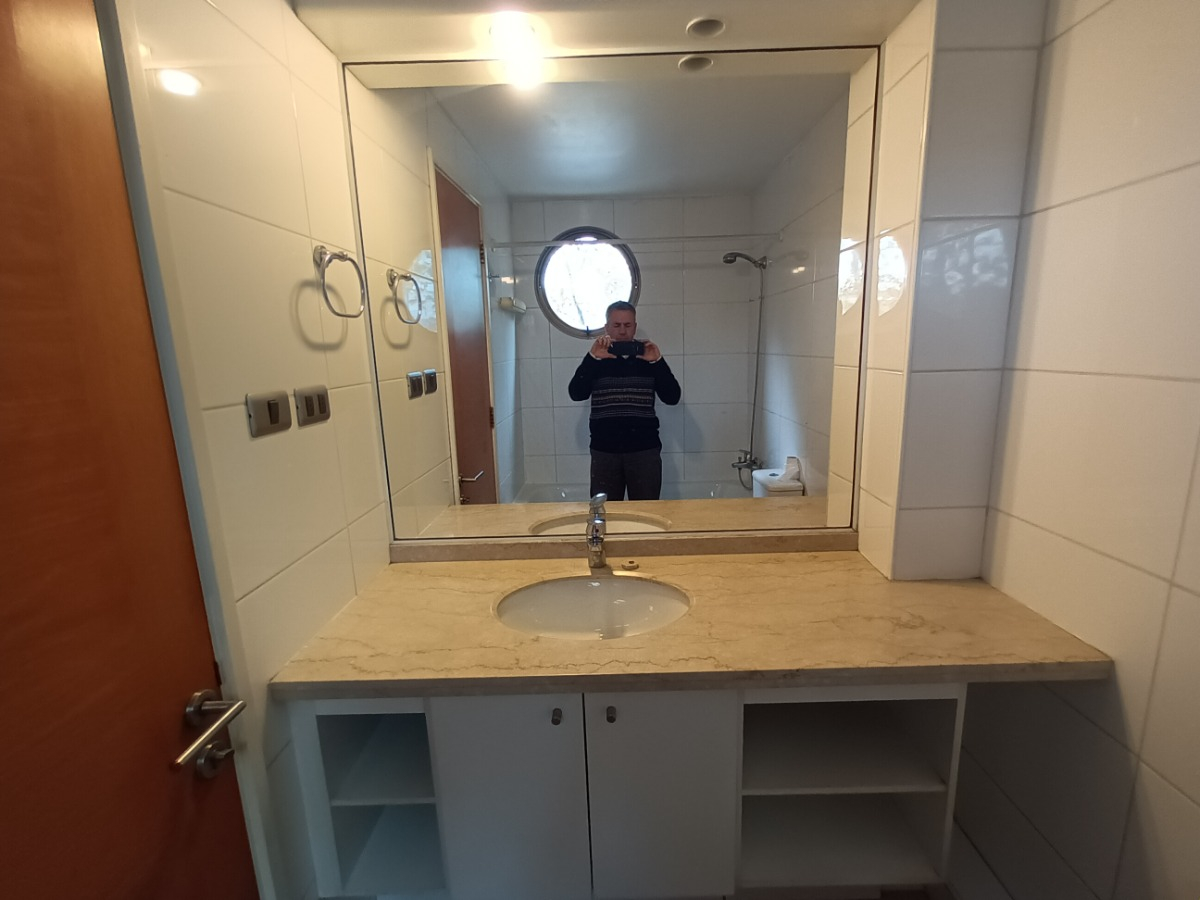 Arriendo Departamento NP 3D en suite Walk-in cl&oacute;set 2B 2E 1B Borde R&iacute;o - Casa Piedra - Vitacura