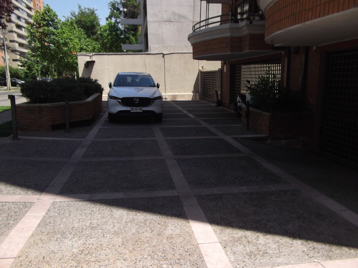 Venta Departamento NP 3D en suite 3B 1E 1B Metro Escuela Militar - Las Condes