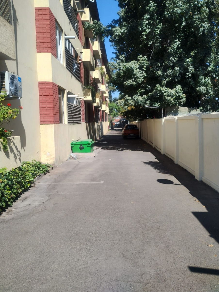 Venta Departamento 3D 2B 1E Carlos Ossand&oacute;n - La Reina