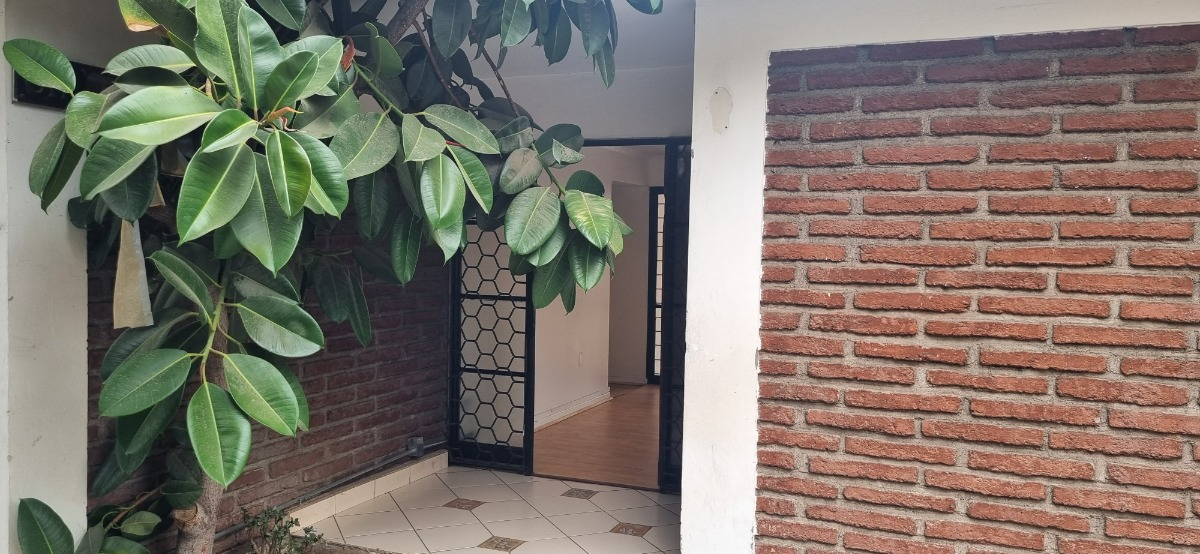 Arriendo Casa 4D 2B 2E 1B Alto Las Condes - Las Condes