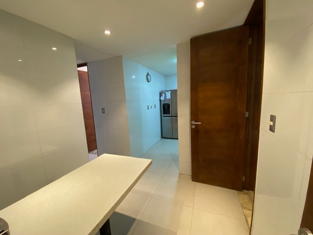 Venta Casa O 4D en suite Walk-in cl&oacute;set 4B 3E 1B Chicureo - Colina