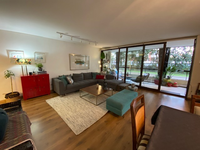 Venta Departamento NO 4D en suite 3B 2E 1B Metro Escuela Militar - Las Condes