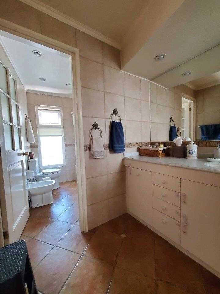 Venta Casa NOSP 5D en suite Walk-in cl&oacute;set 4B 6E 1B El Huinganal - Lo Barnechea