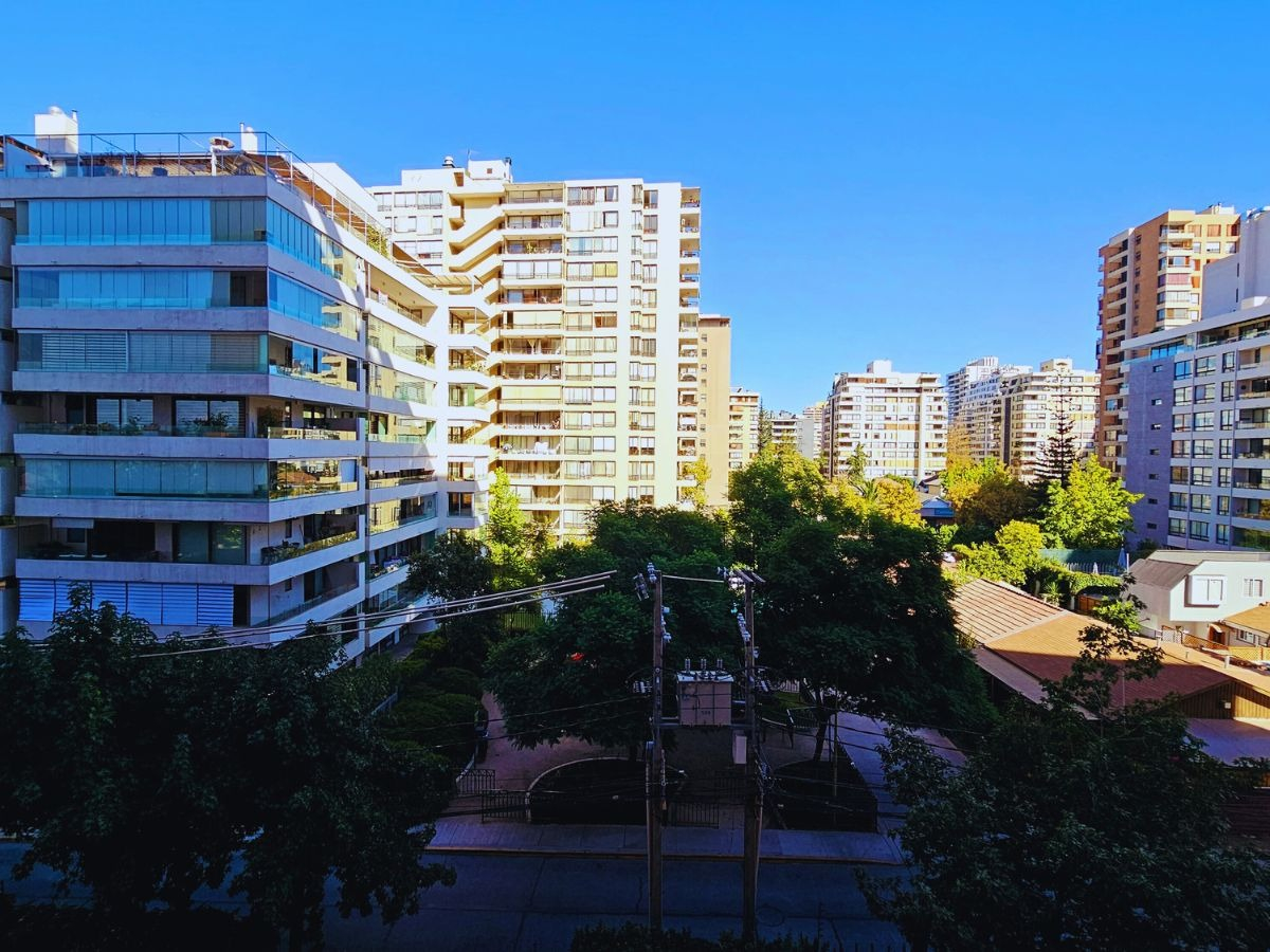Venta Departamento NO 4D en suite 3B 1E 1B Rotonda Atenas - Las Condes