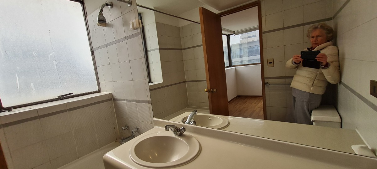 Arriendo Departamento NO 4D en suite 3B 1E 1B Barrio El Golf - Las Condes