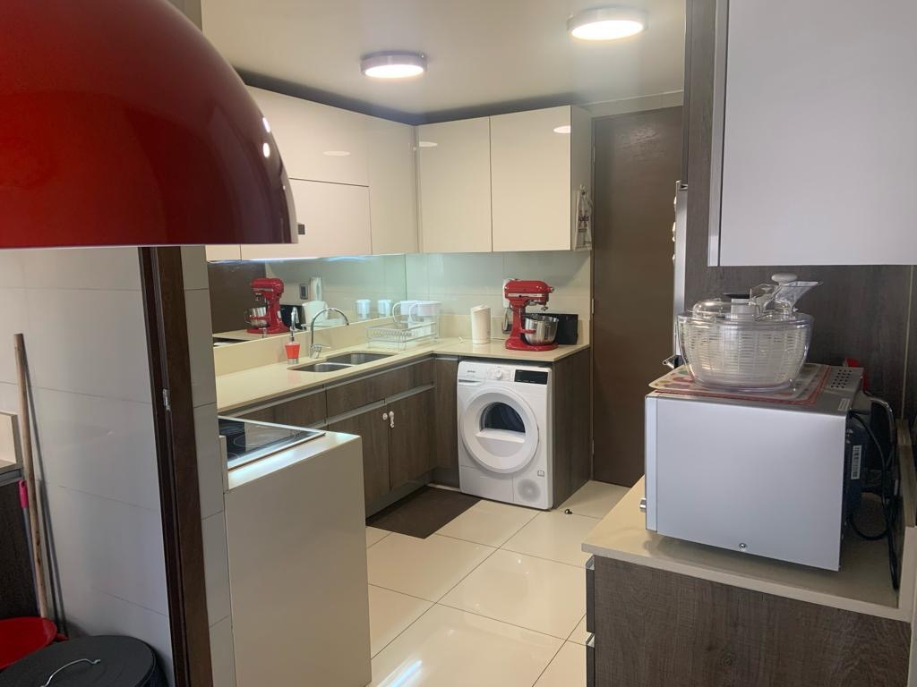 Venta Departamento O 3D en suite Walk-in cl&oacute;set 3B 1E 1B Barrio El Golf - Las Condes