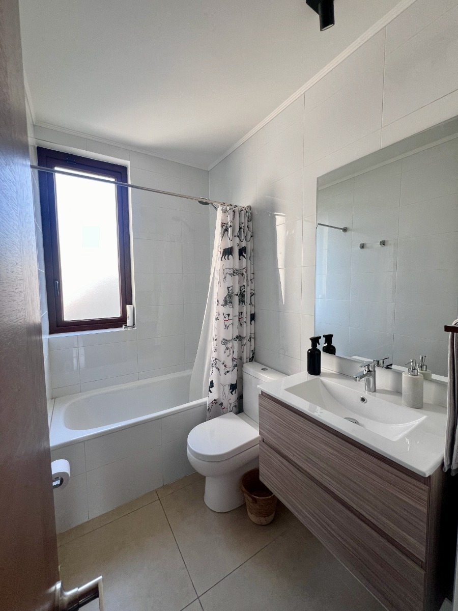 Arriendo Departamento NO 2D en suite Walk-in cl&oacute;set 2B 2E 1B Estadio Manquehue - Vitacura