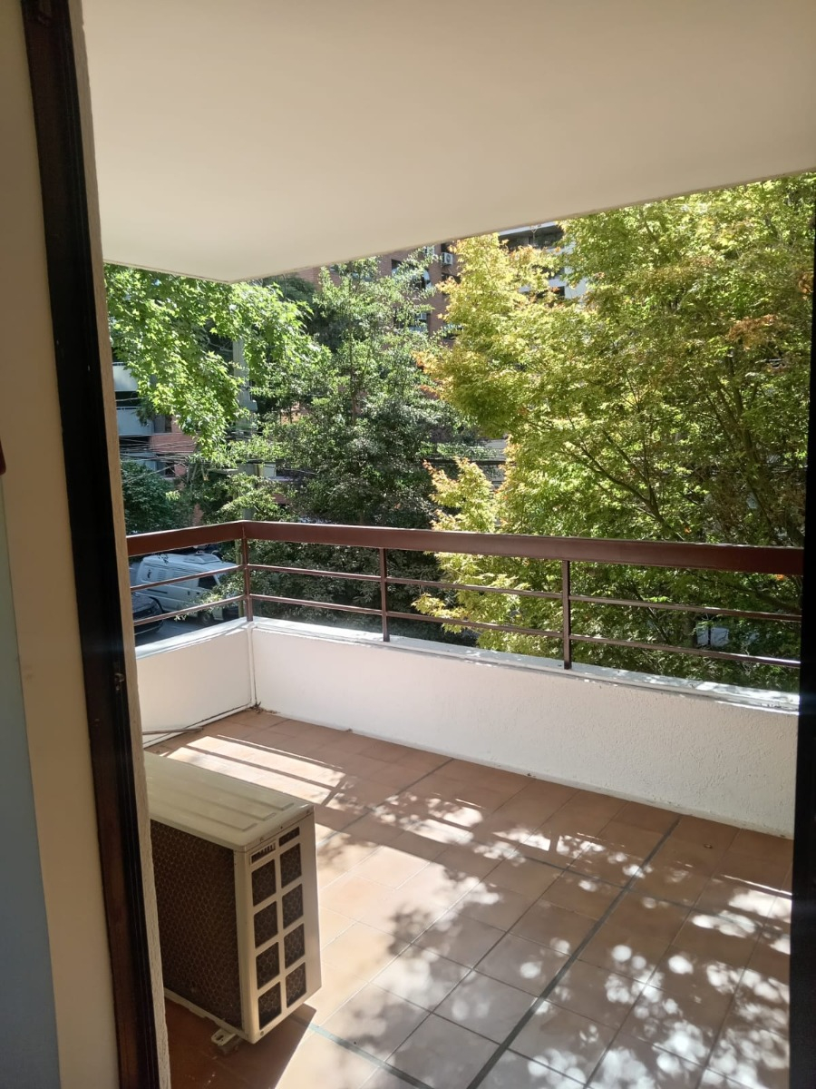 Arriendo Departamento SO 4D en suite 2B 2E 1Bd Barrio El Golf - Las Condes