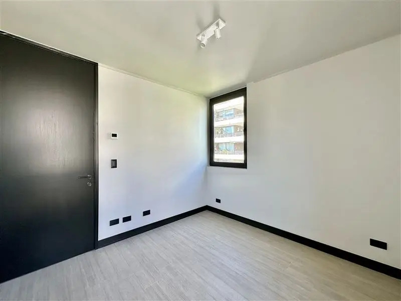 Arriendo Departamento Nor-Oriente 3D 4B 2E 1B Borde R&iacute;o - Casa Piedra - Vitacura
