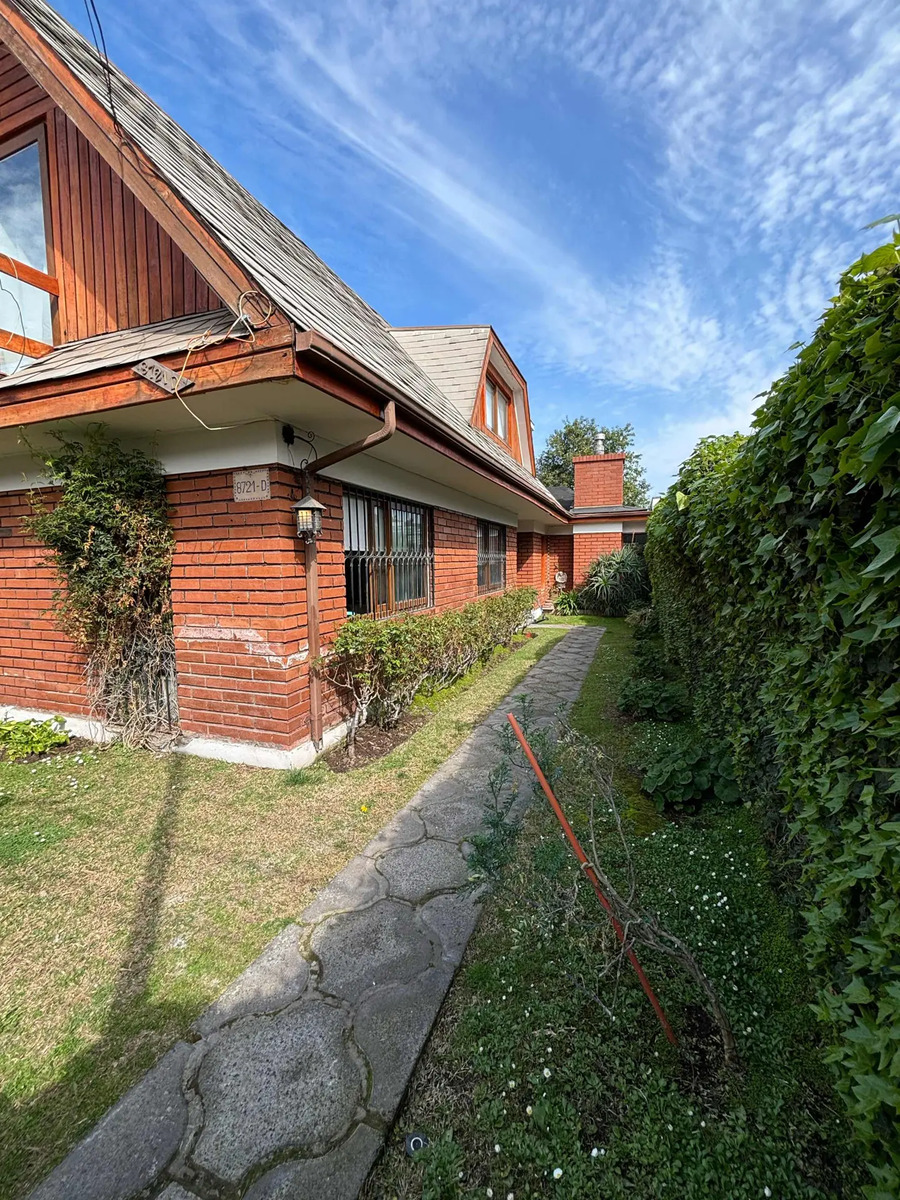 Arriendo Casa 5D 4B 3E Carlos Ossand&oacute;n - La Reina