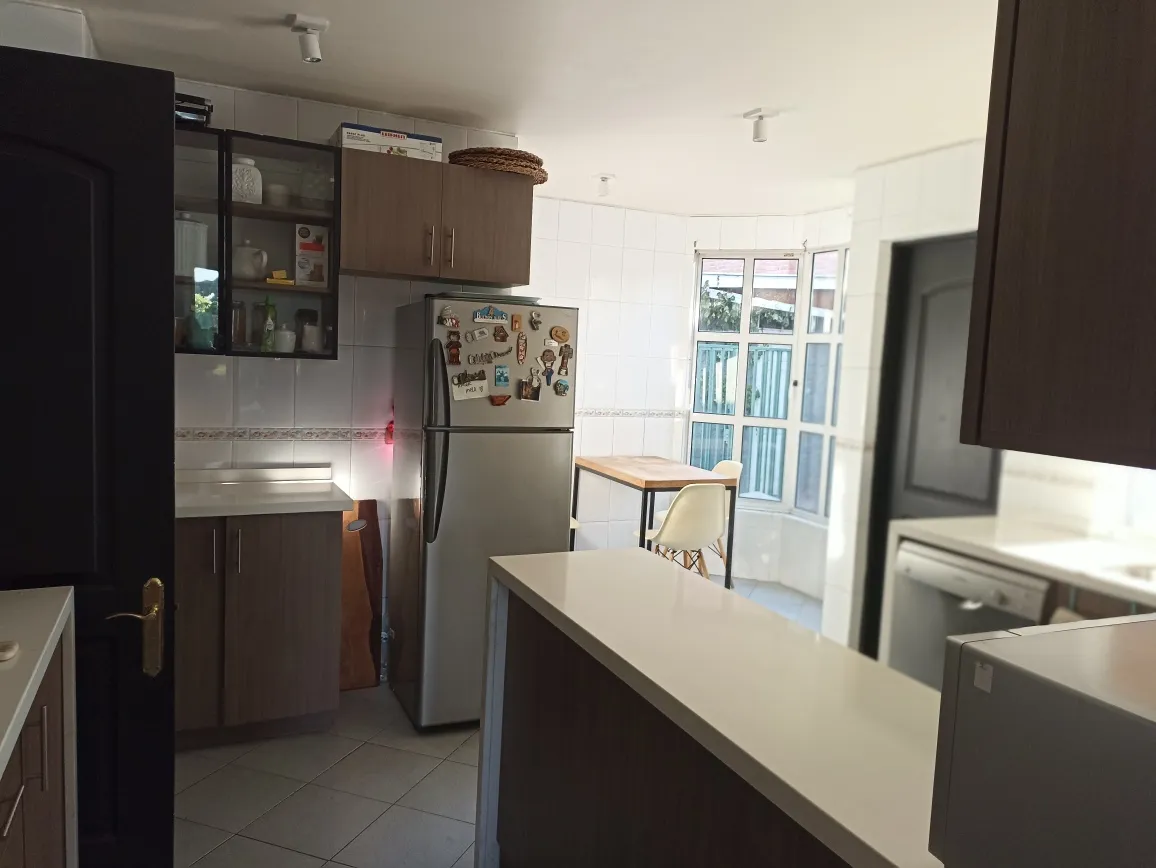 Venta Casa NOSP 5D WI cl&oacute;set Suite 4B 4E 1Bd El Huinganal - Lo Barnechea