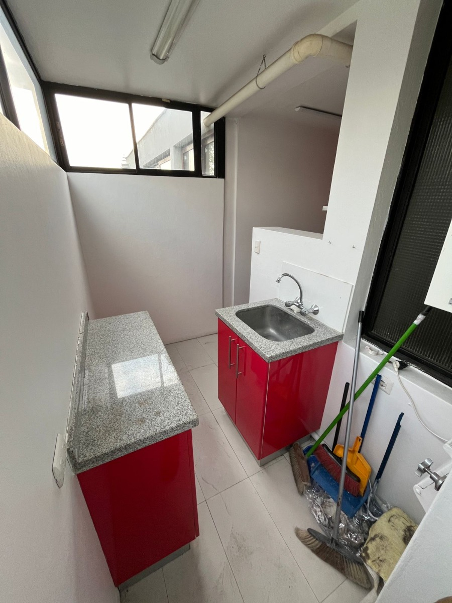 Arriendo Departamento N 4D 3B 1E 1B Barrio El Golf - Las Condes