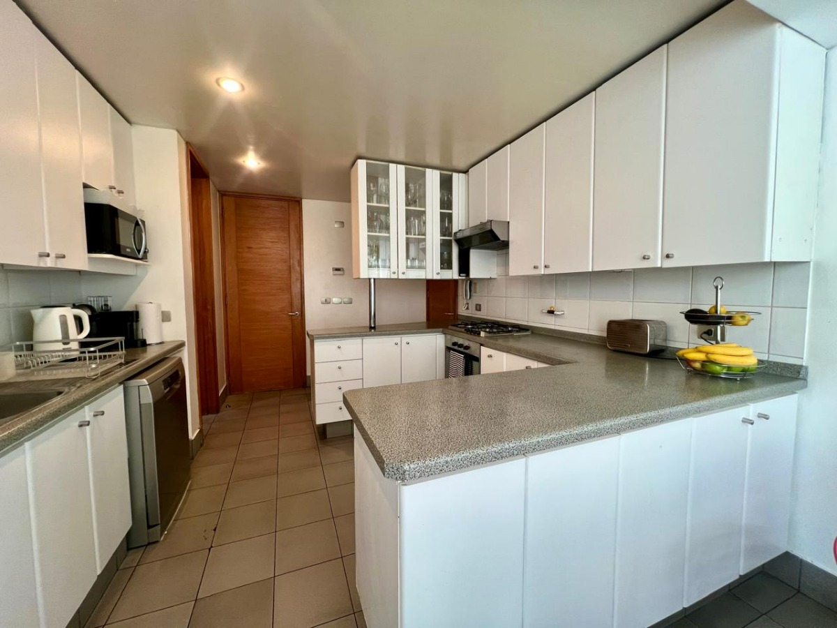 Venta Casa P 5D en suite Walk-in cl&oacute;set 5B 2E 1B Los Trapenses - Lo Barnechea