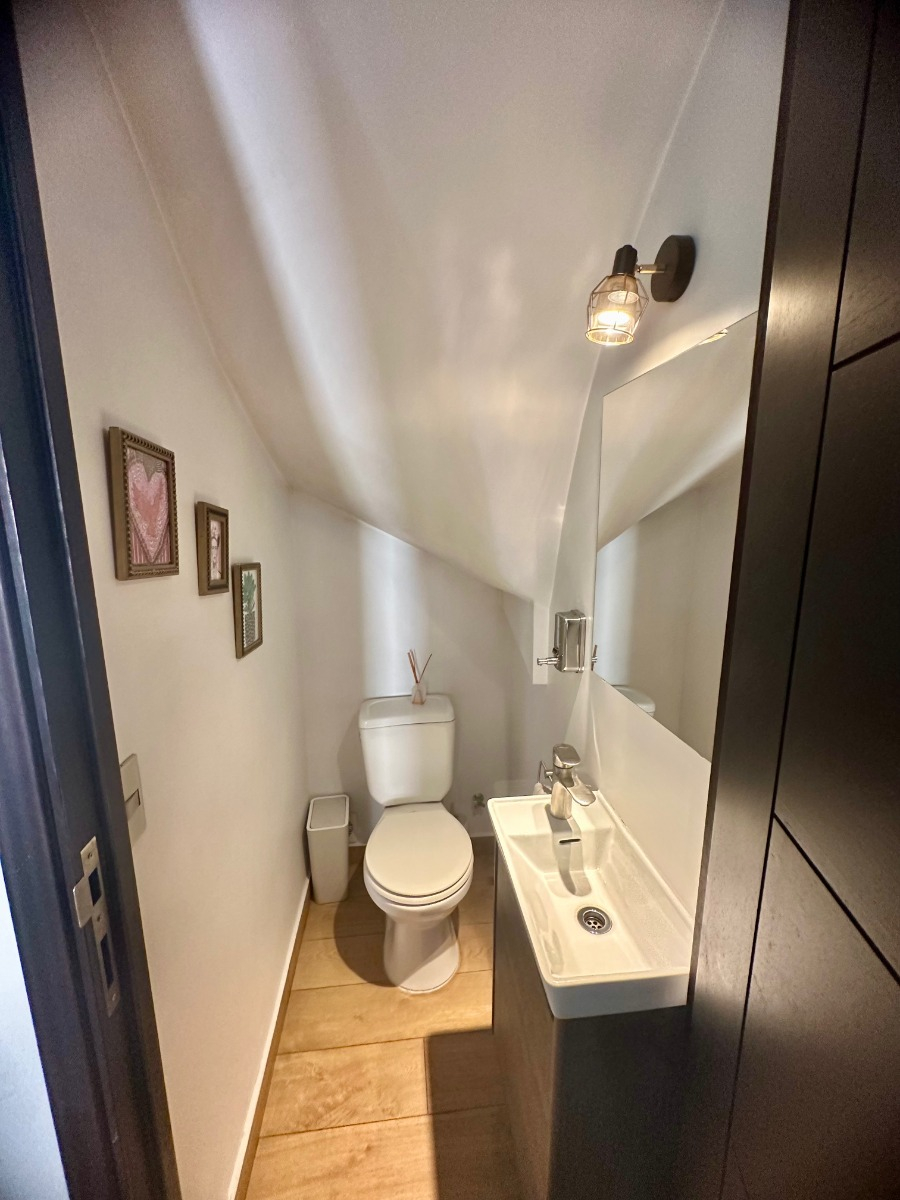 Venta Casa NP 5D en suite Walk-in cl&oacute;set 4B 2E San Carlos de Apoquindo - Las Condes