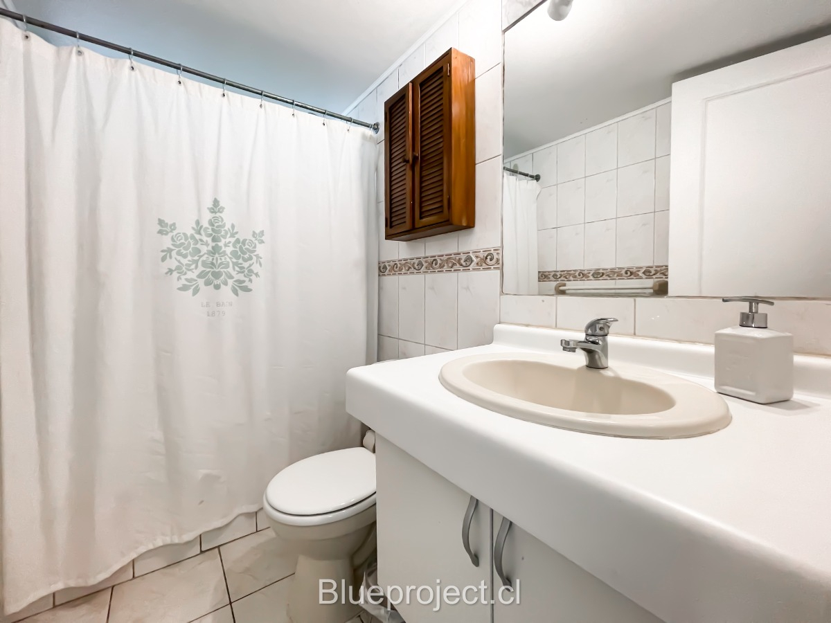 Arriendo Departamento NO 3D en suite Walk-in cl&oacute;set 2B 2E 1B Metro Manquehue - Apumanque - Las Condes