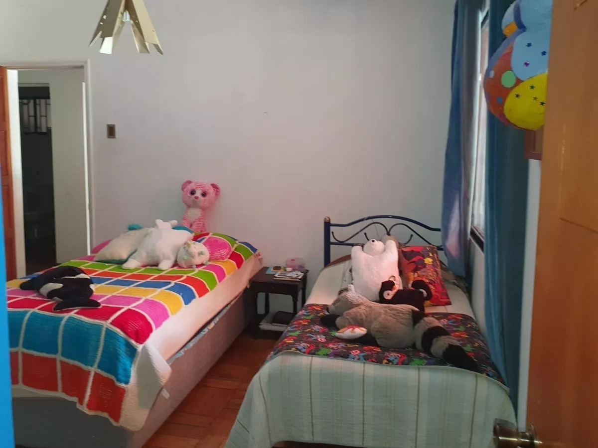 Venta Casa 5D Metro Sim&oacute;n Bolivar - La Reina