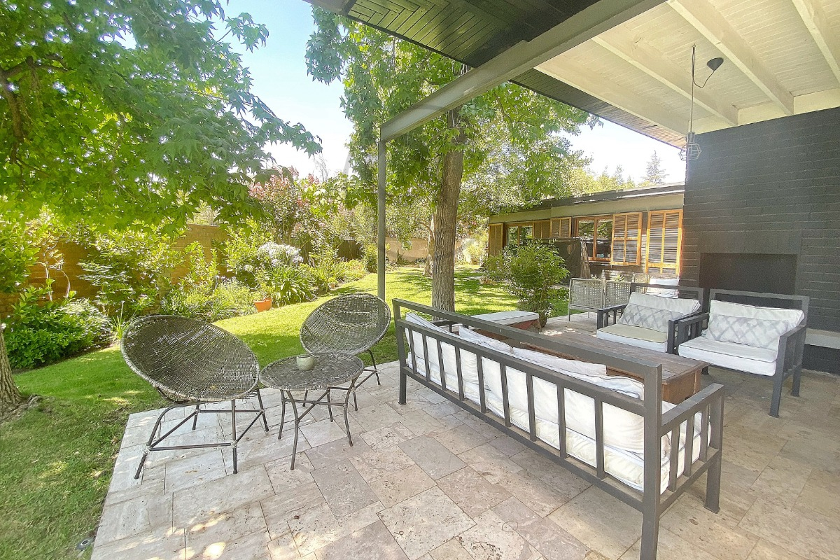 Arriendo Casa NO 3D en suite Walk-in cl&oacute;set 4B 3E 1B Juan XXIII - Vitacura