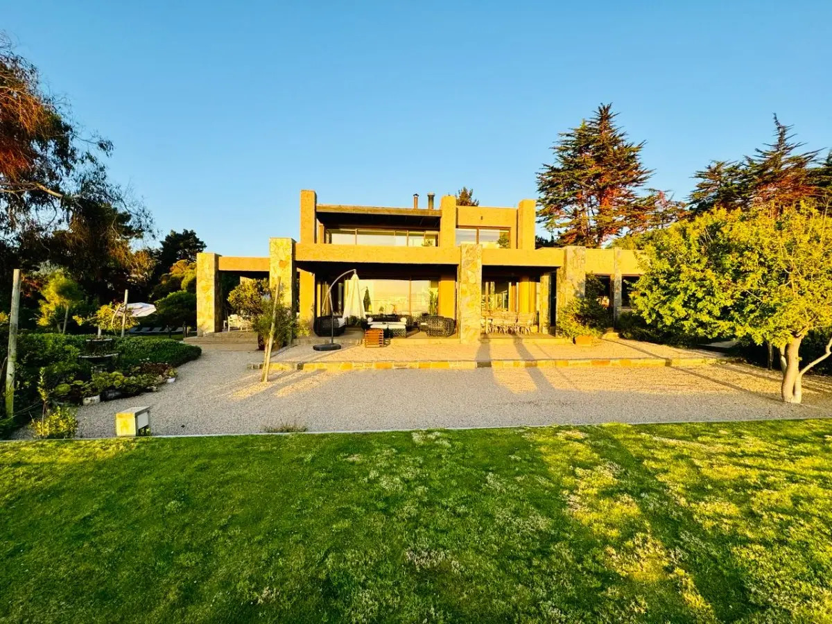 Venta Casa NP 4D en suite Walk-in cl&oacute;set 5B 15E 2B Cantagua de Cachagua - Zapallar