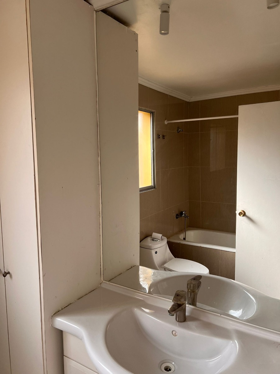 Arriendo Casa 4D 2B 1E 1B Rotonda Atenas - Las Condes