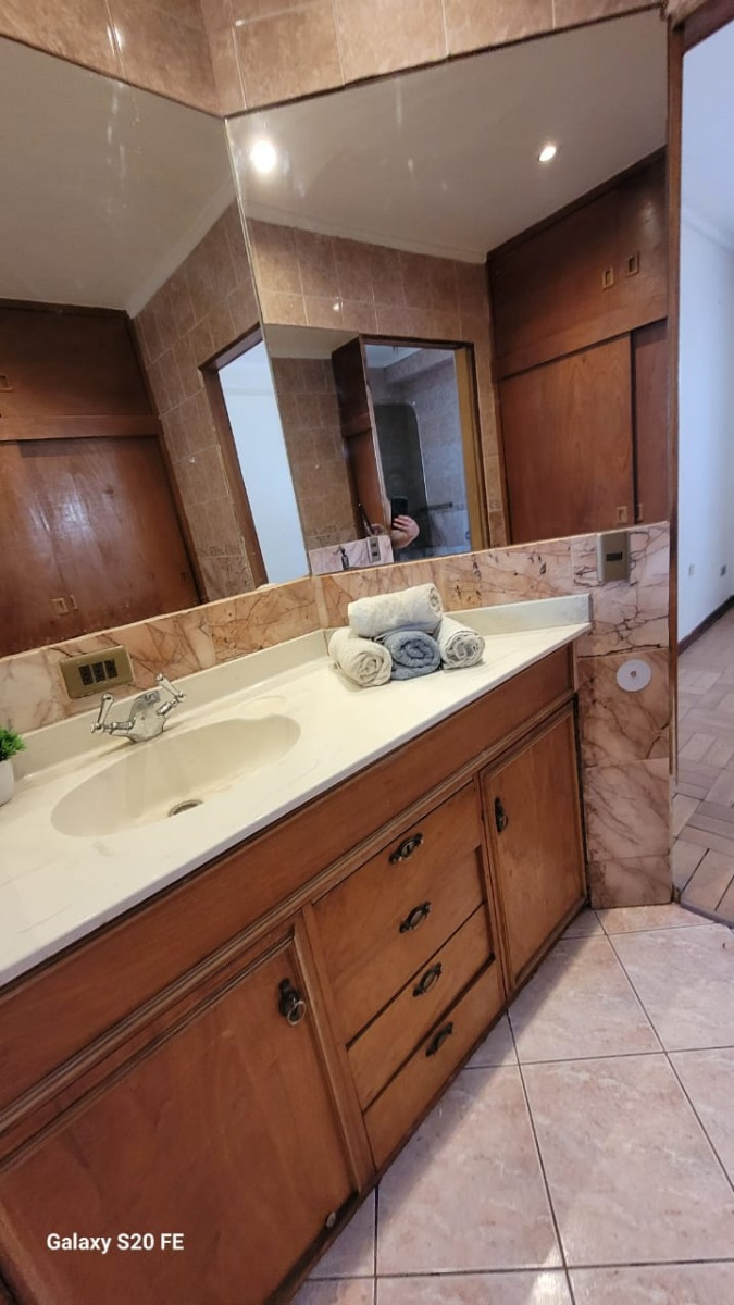 Arriendo Casa 4D Metro Hernando de Magallanes - Las Condes