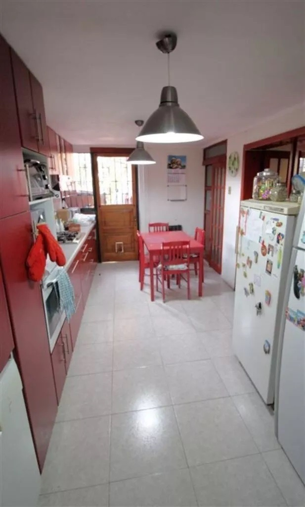 Venta Casa 5D Walk-in cl&oacute;set 4B 4E 1B Metro Sim&oacute;n Bolivar - La Reina