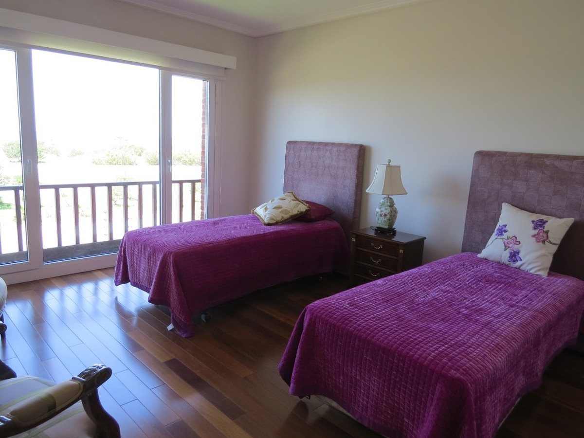 Venta Casa 4D en suite Walk-in cl&oacute;set 6B 4E Lo Barnechea