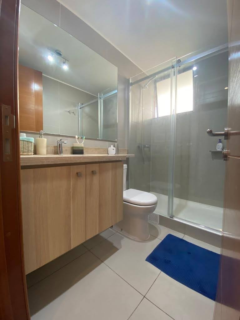 Venta Departamento SO 2D en suite 2B 1E 1Bd Los Leones - Providencia