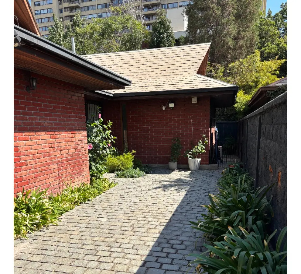 Arriendo Casa 3D 2B 2E Vaticano - Las Condes