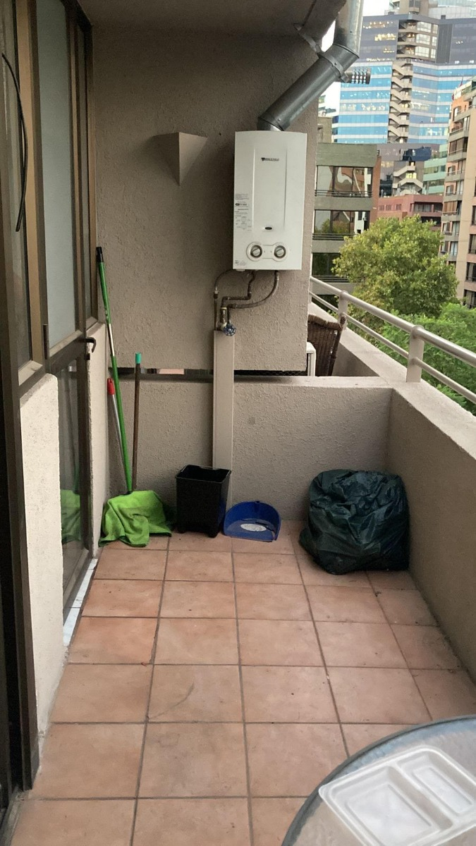 Arriendo Departamento NO 1D en suite Walk-in cl&oacute;set 1B 1E Barrio El Golf - Las Condes