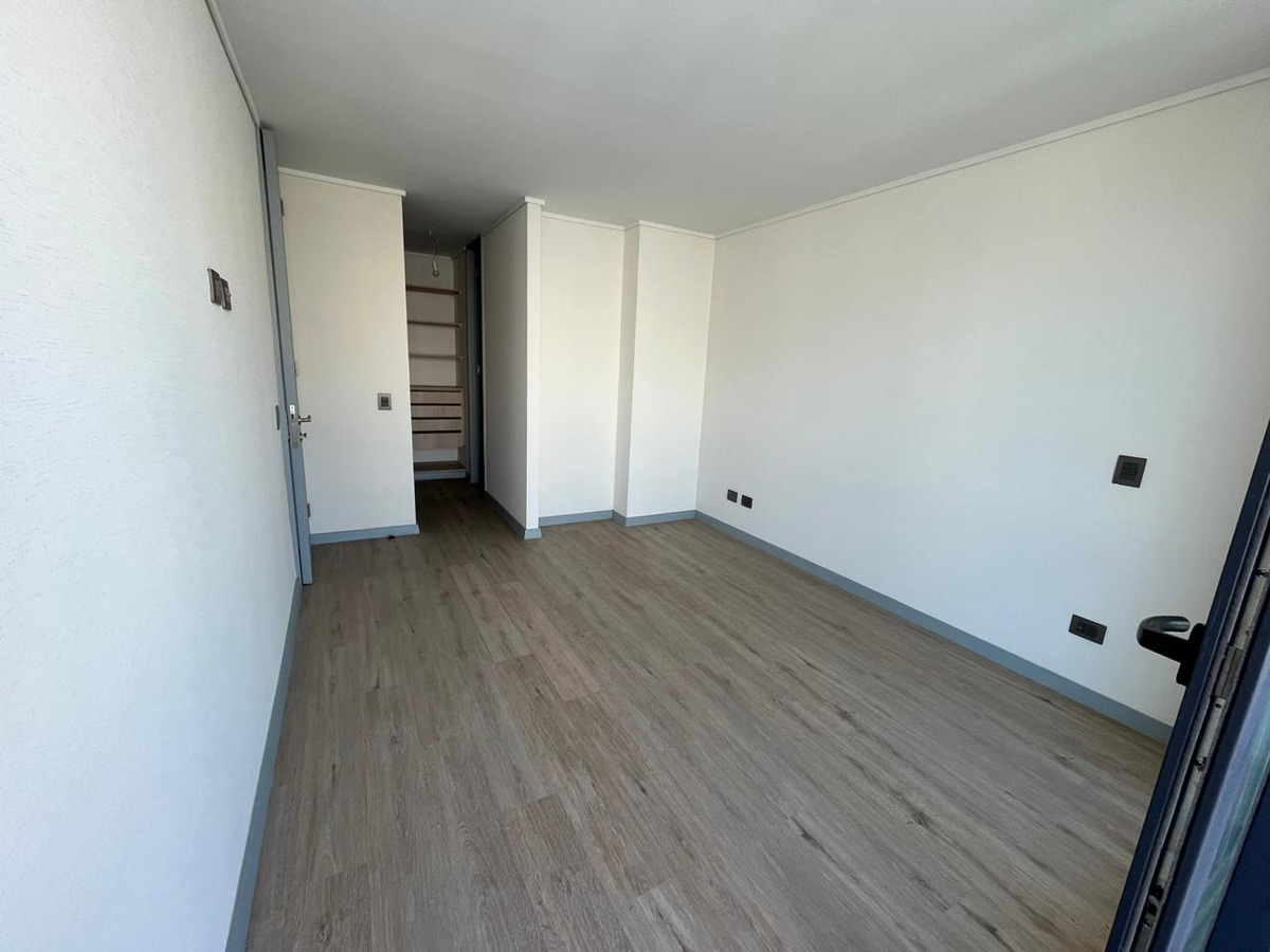 Arriendo Departamento 2D Metro Hernando de Magallanes - Las Condes