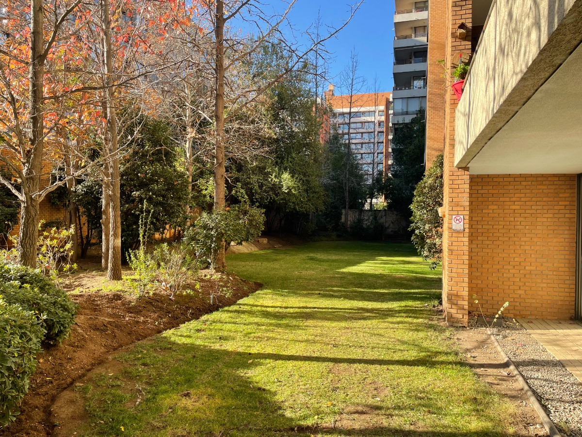 Venta Departamento SO 3D en suite Walk-in cl&oacute;set 2B 1E 1B Mall Sport - Las Condes