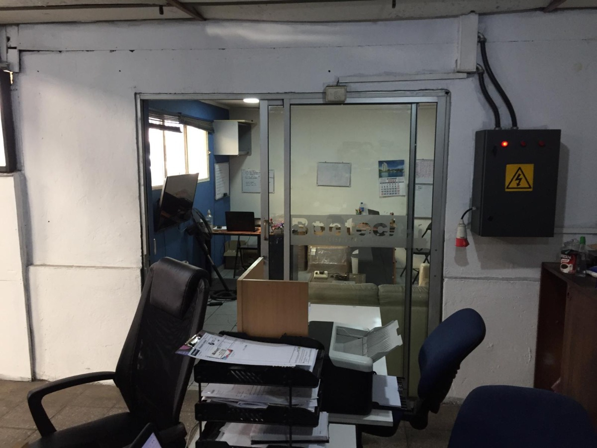 Se Arrienda Galpon De 365mts Cuadrado - 