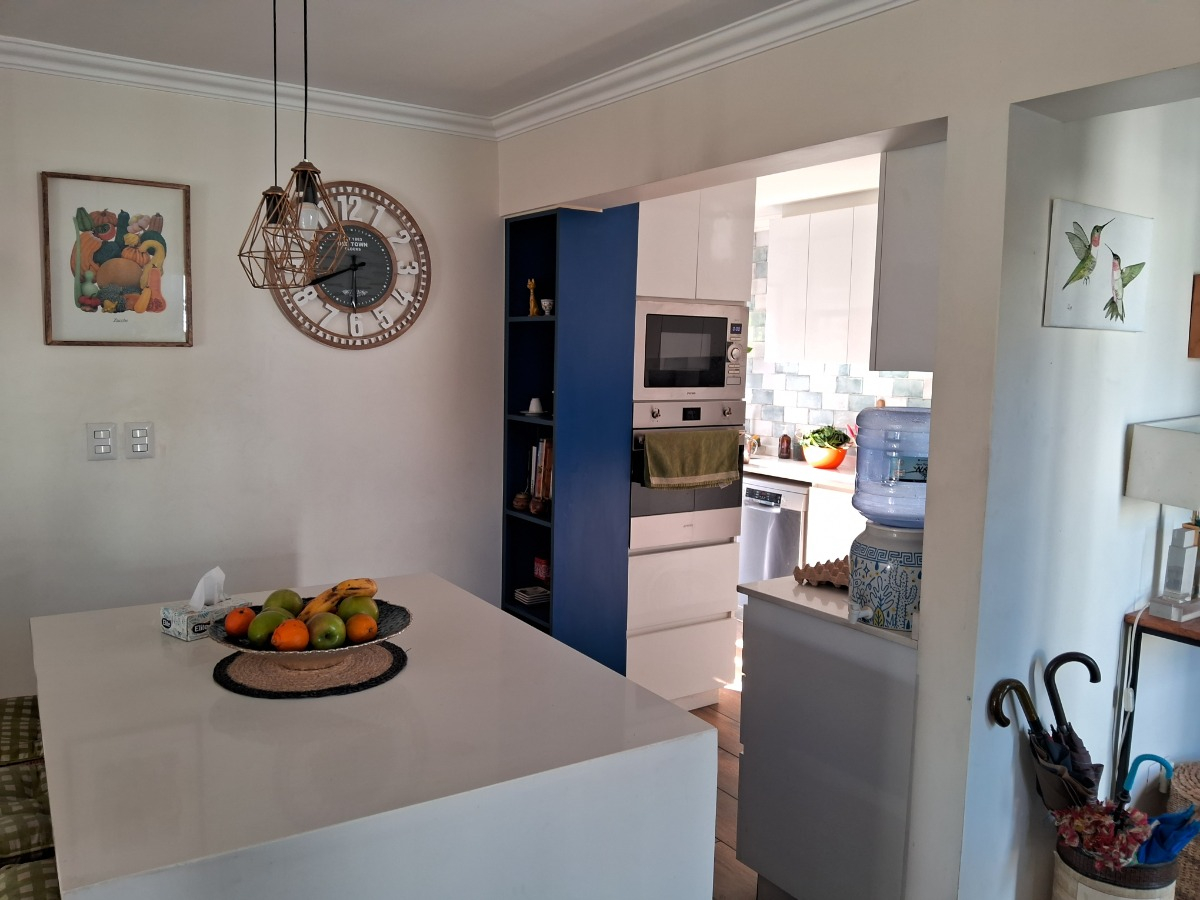 Venta Casa NO 3D en suite Walk-in cl&oacute;set 3B 2E 1B Metro Hernando de Magallanes - Las Condes