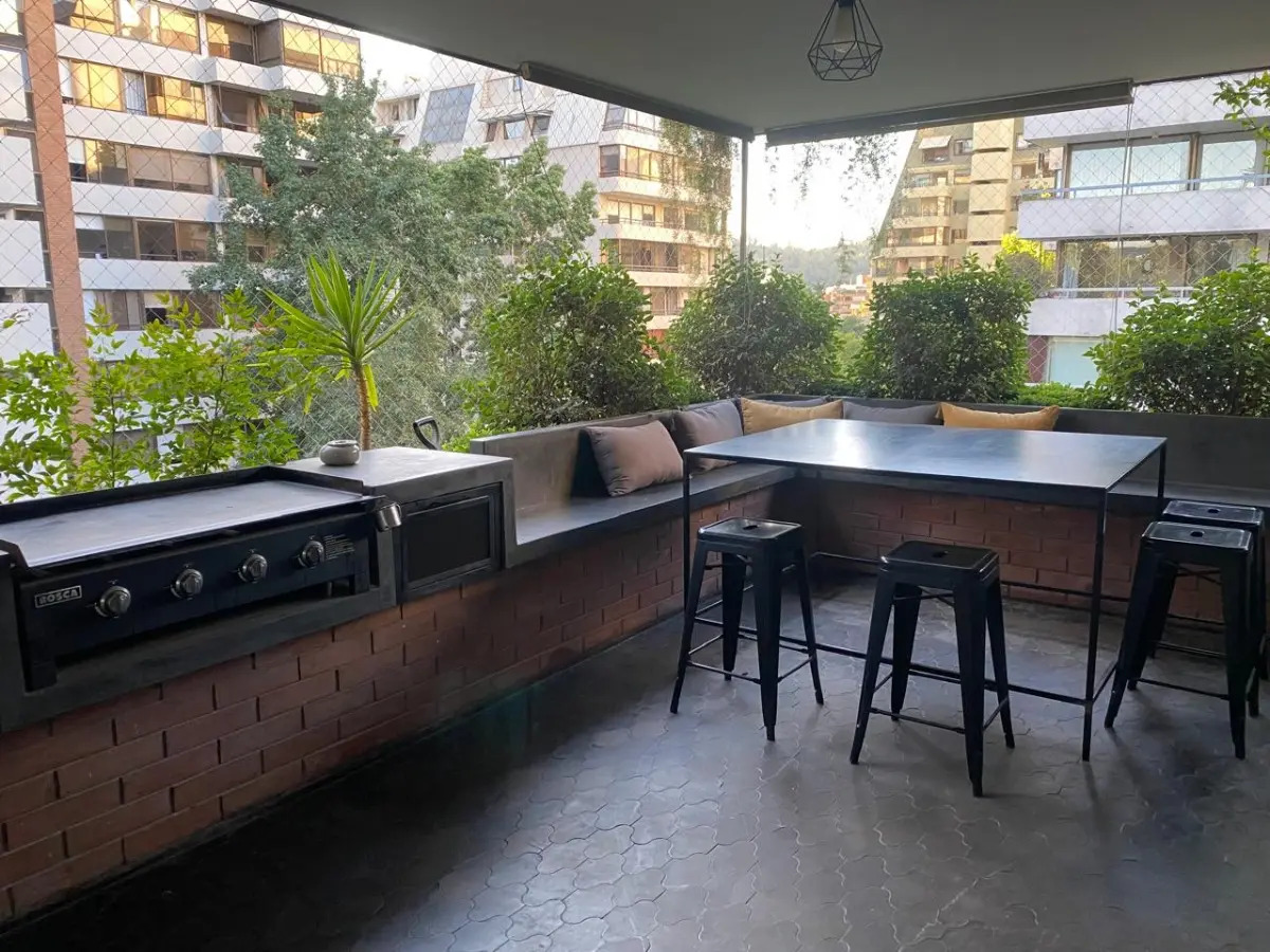 Venta Departamento Remodelado NO 3D en suite Walk-in cl&oacute;set 3B 2E 1B Parque Bicentenario - Vitacura