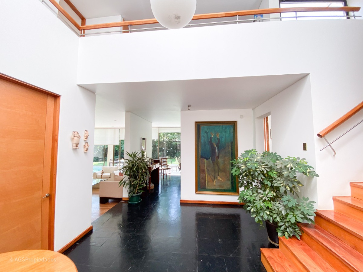 Venta Casa 5D Los Dominicos - Las Condes