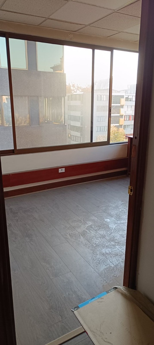 Arriendo Oficina 4B 3E Pedro de Valdivia - Providencia