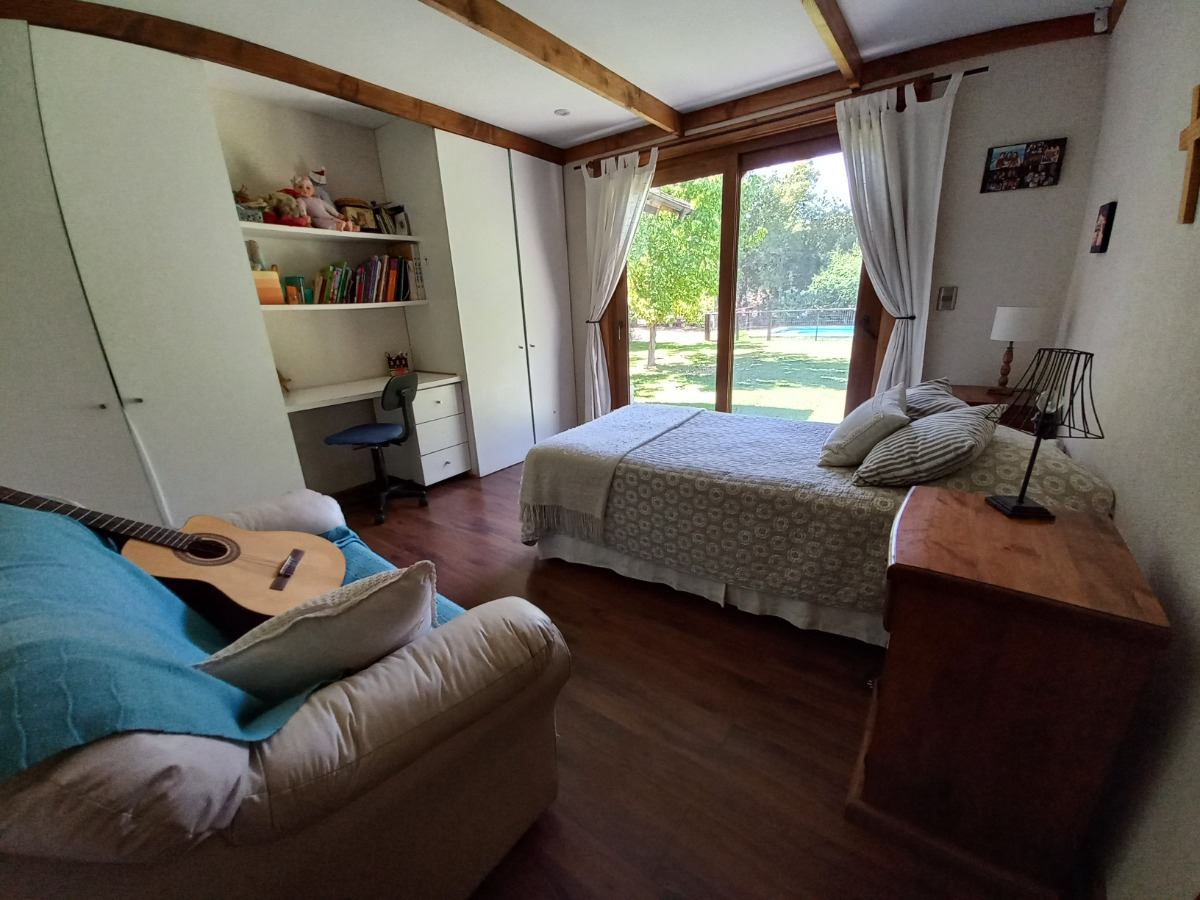 Venta Casa NO 4D en suite Walk-in cl&oacute;set 3B 3E 1B Chicureo - Colina
