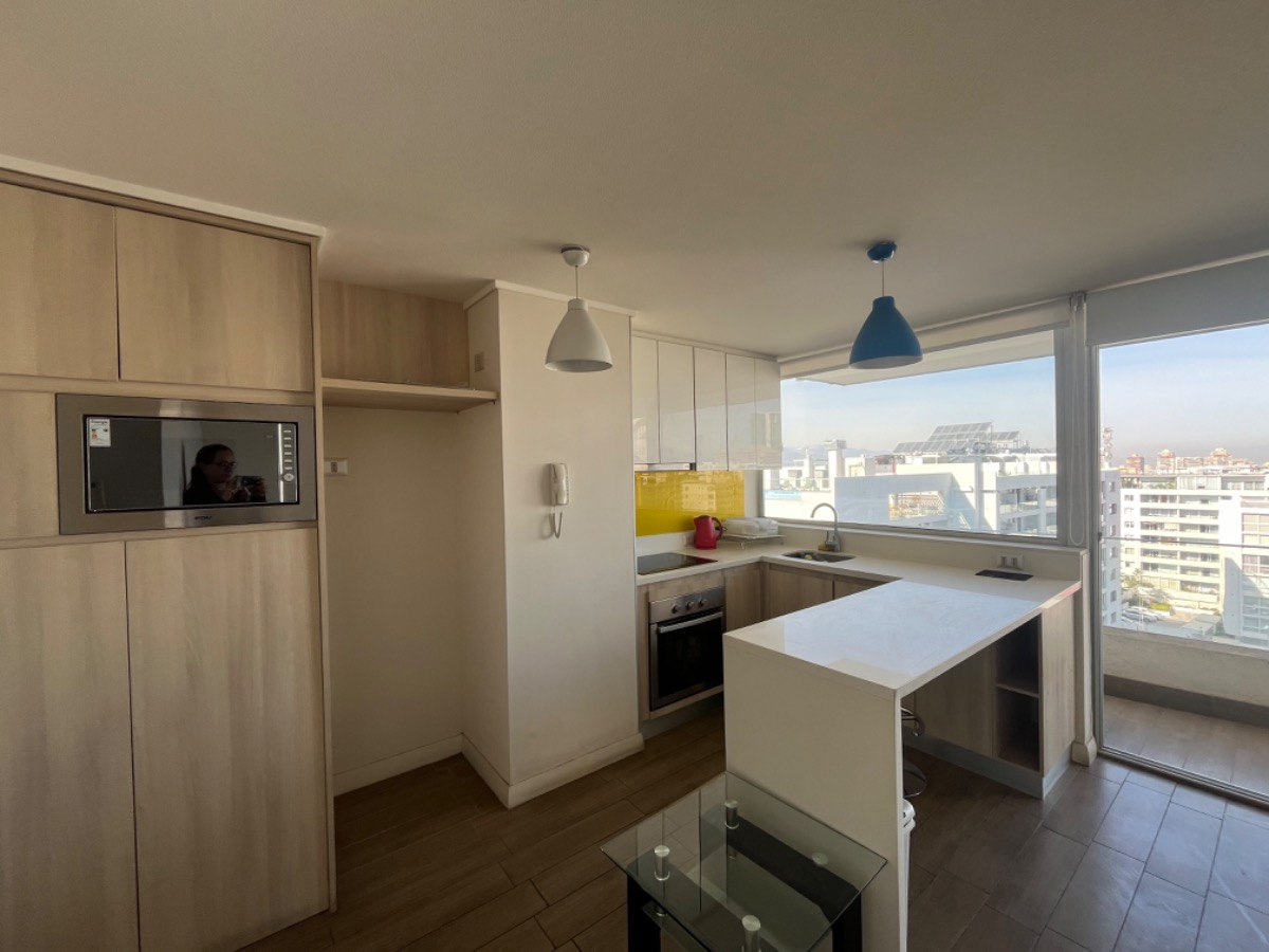 Arriendo Departamento P 2D en suite 2B 2E 1B Metro Hernando de Magallanes - Las Condes