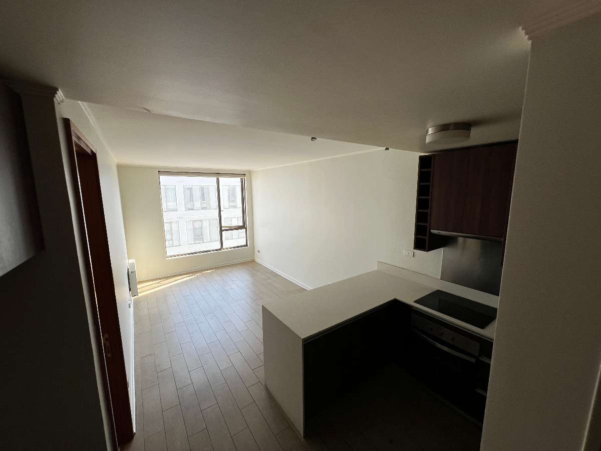 Arriendo Departamento NO 1D en suite Walk-in cl&oacute;set 1B 1E 1B Mall Sport - Las Condes