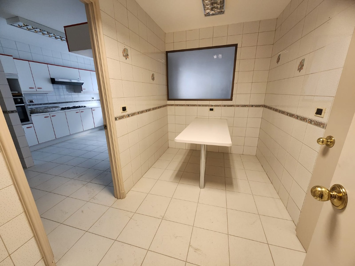 Arriendo Departamento NO 4D en suite Walk-in cl&oacute;set 4B 2E 1B Barrio El Golf - Las Condes