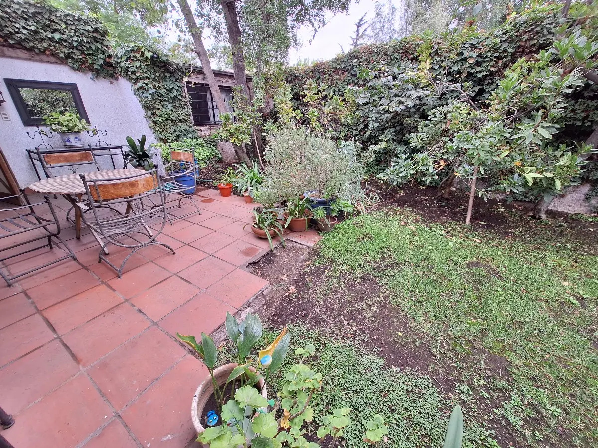 Venta Casa NOSP 5D en suite 3B 3E 1B P&iacute;o XI - Vitacura