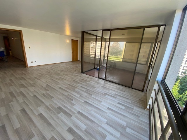 Arriendo Departamento NO 4D en suite Walk-in cl&oacute;set 4B 1E Parque Arauco - Las Condes